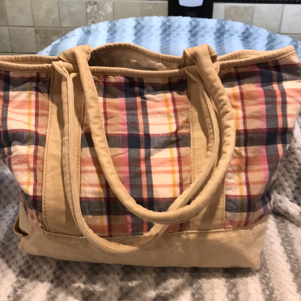 Nice pink and blue hand bag